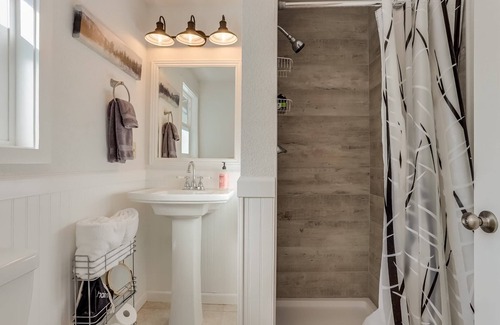 Lyons Cabin | Birch Cabin-RMNP-MTN VIEWS-River COLD PLUNGE SPOT!