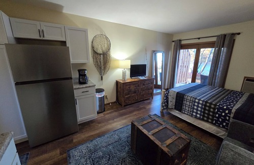 Hayward Resort | Birch Point Resort Condo #17 - Nelson Lake, Hayward Wi