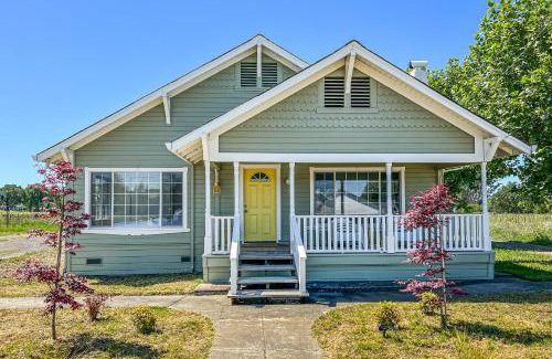Healdsburg House | Bird and Barrel Vineyard Farmhouse