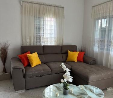 Snow Hill Apartment | Bird Bliss Burlington Portland