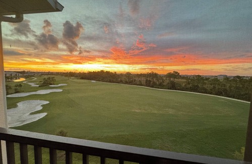 Venice Condo | Birdseye view in your top fl Country club lifestyle with Golf & resort style🔥🌴🏌️💦
