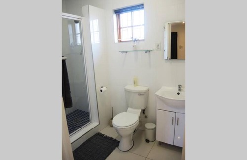 Barrydale Apartment | Birdsong Barrydale