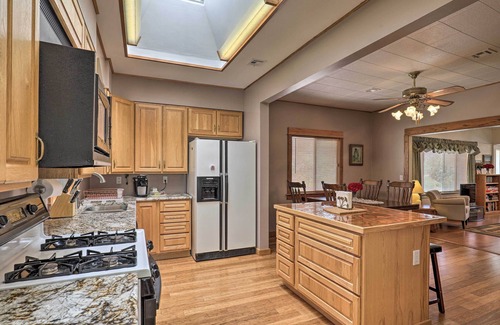 Bisbee House | Bisbee Home < 1/2 Mi to Park & Tennis Courts!