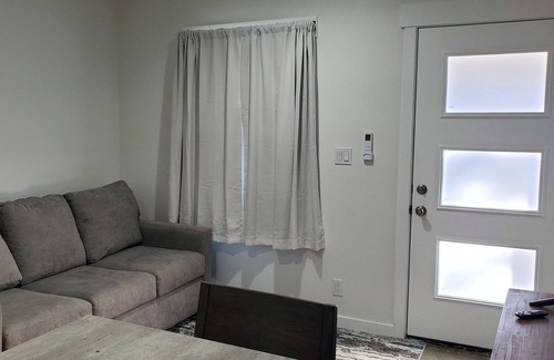 West Bishop House | Bishop Creek Retreat