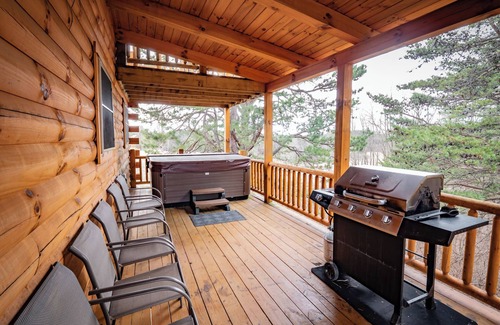 Rockbridge Cabin | Bison Lodge by The Inn & Spa at Cedar Falls