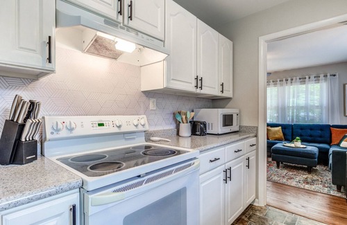 Southwest Raleigh House | Bit o' Raleigh Bungalow, 6 min drive to downtown