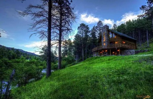 Rapid City Cabin | Black Hills Log Home Creek Side