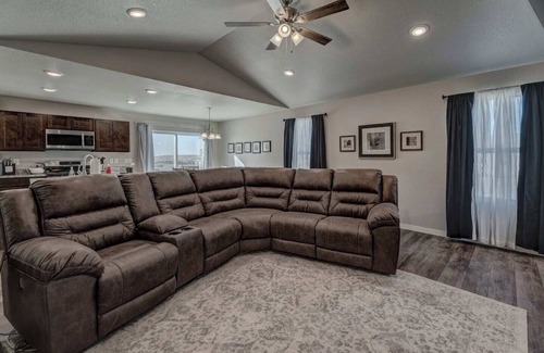 Rapid City House | Black Hills View * Game Rooms * 5 TV’s