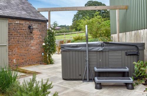 Rhydymwyn House | Black Lion Folly