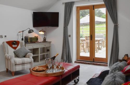 Rhydymwyn House | Black Lion Folly