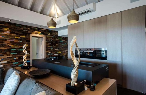 Grand Cul-de-Sac Villa | Black Pearl