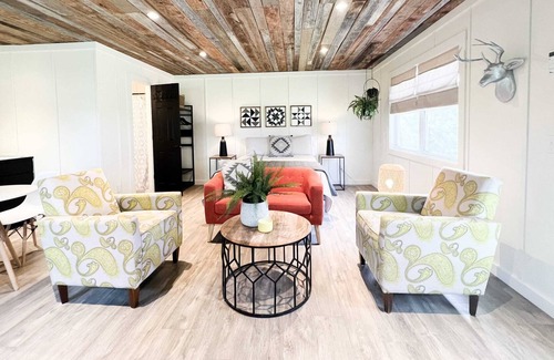 Newnata Cabin | Black Sheep Casita ~ With Firepit