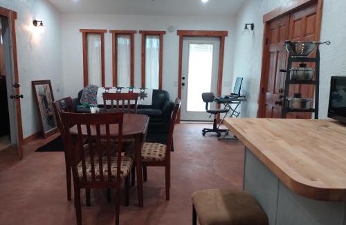 Pahrump House | Black Star Ranch Vineyard