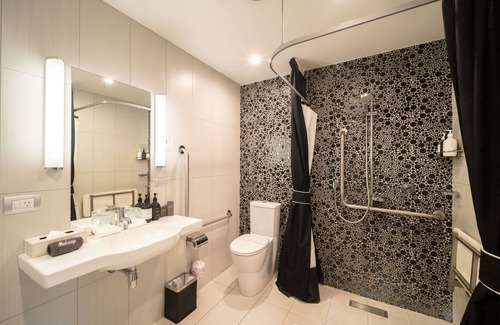 Kawaha Point Cabin | Black Swan Lakeside Boutique Hotel