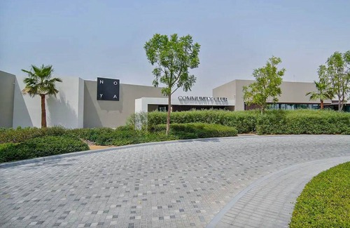 Abu Dhabi Ski Chalet | Bloomfields 3BR Townhouse Noya in Yas Island