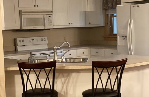 Camden Cabin | Blue Barn Lodge: Unit 1 Lodge of Tranquility