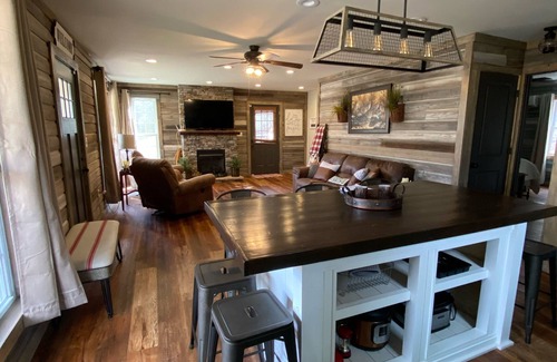 Estillfork House | Blue Cabin by the creek, Estillfork creek, perfect getaway