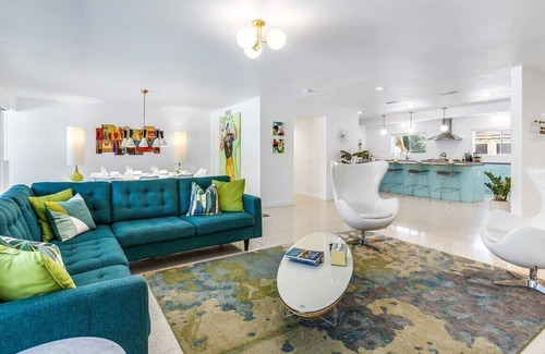 Indian Canyon House | Blue Door at Indian Canyons – Mid-Century Retreat with Pool, Spa, Golf Course and Mountain Views