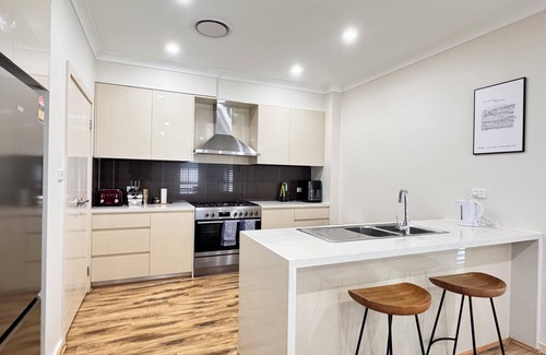 Jordan Springs Villa | Blue Haven Retreat - Jordan Springs