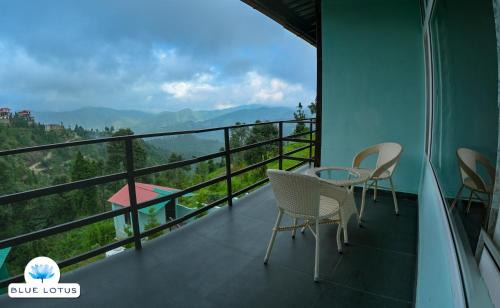 Naukuchiyatal Hotel | Blue Lotus Resort