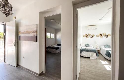 Almeria House | Blue Nest I Private Pool I BBQ I AC I Terrace