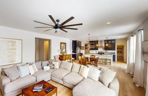 Bozeman House | Blue Skies Over Butler Creek