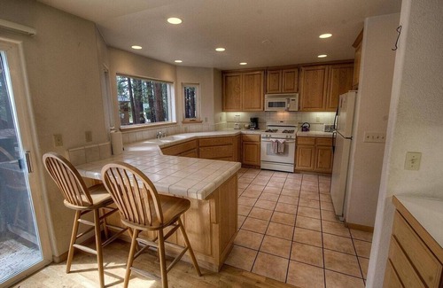 Montgomery Estates House | Blue Spruce 4 Bedroom Home by RedAwning