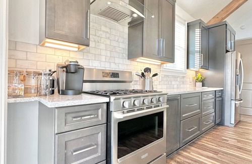 Cedar Bluff House | "Blue w/a View"" Luxury home w/pool, fire pit, private hot tub, kayaks & more!