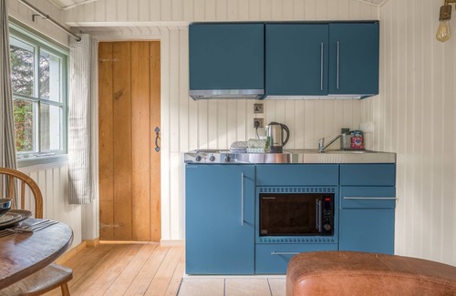 Coniston Cabin | Bluebell Lodge, Lake District Shepherd's Hut for 2
