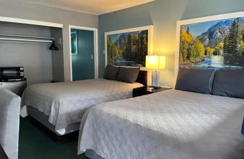 South Lake Tahoe Hotel | Bluebird Day Inn & Suites