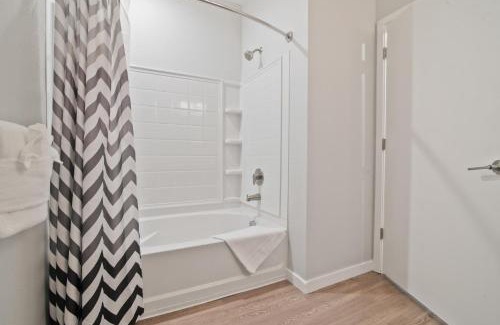 Menlo Park Apartment | Bluebird Suites in Menlo Park