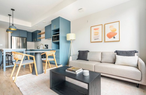 Columbia Heights Apartment | Blueground | Columbia Heights, pool, nr Meridian Hill Park