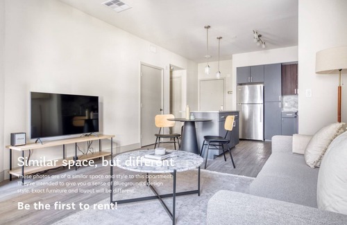 Fremont Apartment | Blueground | East Industrial, pool, nr Central Park