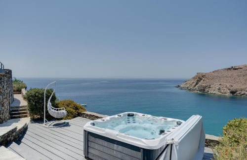 Syros Villa | Blueros - Main Villa