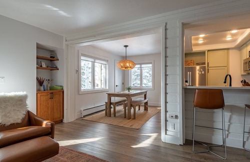 Elkhorn Village Condo | Bluff Condo 4033 - Beautiful Mountain Views! Remodeled 2-Bedroom Bluff Condo