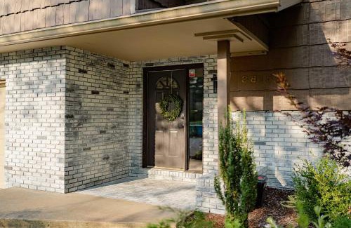 Berrien Springs House | Bluffview on the River with a hot tub sauna pool table and more