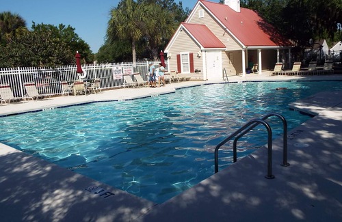 Bluffton House | Blufton, Hilton Head Is SC. Vacation home. 3BR. 2BA Sleeps 6. 1 Night Min Stay.