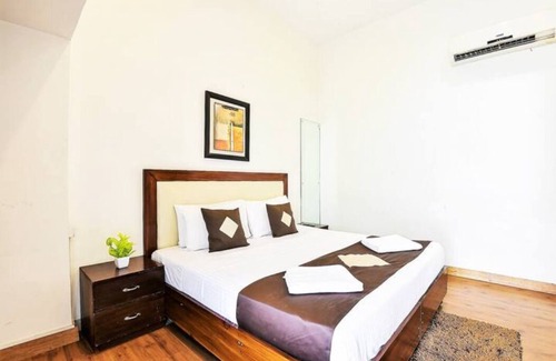 Defence Colony Apartment | BluO Modern 1BHK - Defence Colony