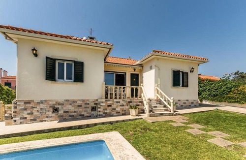 Lagoa de Albufeira Villa | BmyGuest - Lagoa Beach & Pool Villa