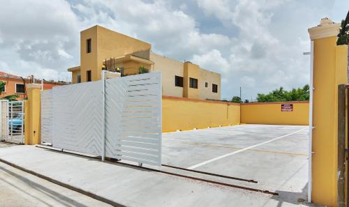 Corales del Sur Apartment | BNB Tropical Island Aparthotel, Corales del Sur - Parque del Este - Aeropuerto in Santo Domingo Este