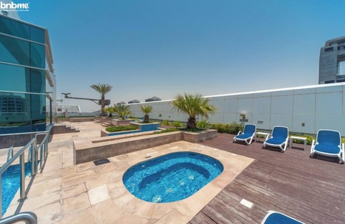 Jumeirah Lake Towers Apartment | bnbme | Gold Crest Views | 2 BDR