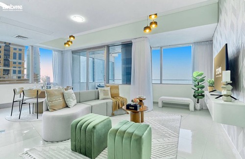 Dubai Apartment | bnbme | Sea View from 54th Floor | Heart of Marina
