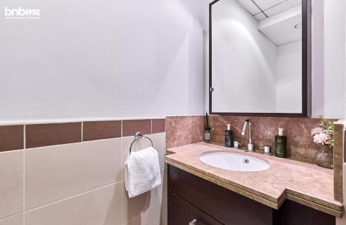 Downtown Dubai Apartment | bnbmehomes - 29 Boulevard Tower 1