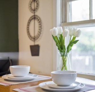 Central - Terry Apartment | Bo's Rusty Relic Central Billings near park, hospital, shared hot tub, sauna