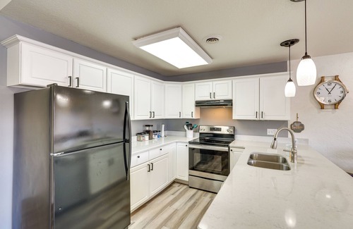 Lake Ozark Apartment | Boat Dock & Slip Access: Lake of the Ozarks Gem