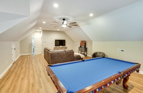 Hardin House | Boat Ramp Access Modern Kentucky Lake Home