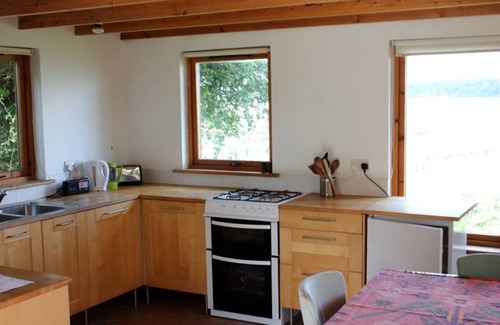 Martlesham Heath Cottage | Boathouse by the Orwell River