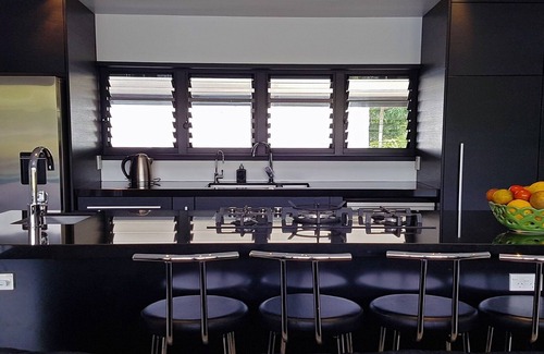 Rarotonga Villa | Boaza Place is situated in Nikao and offers an outdoor swimming pool.