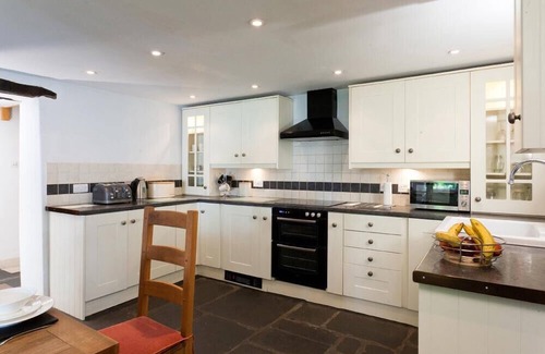 Satterthwaite Cottage | BOBBIN BECK COTTAGE, pet friendly, with open fire in Satterthwaite