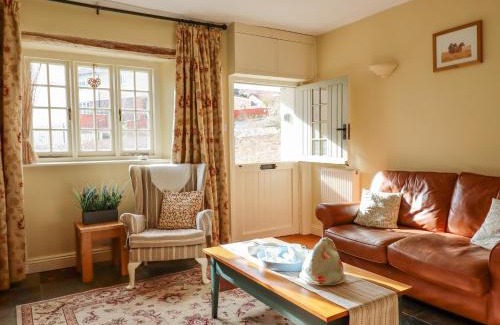 Dunster House | Bodkin Cottage